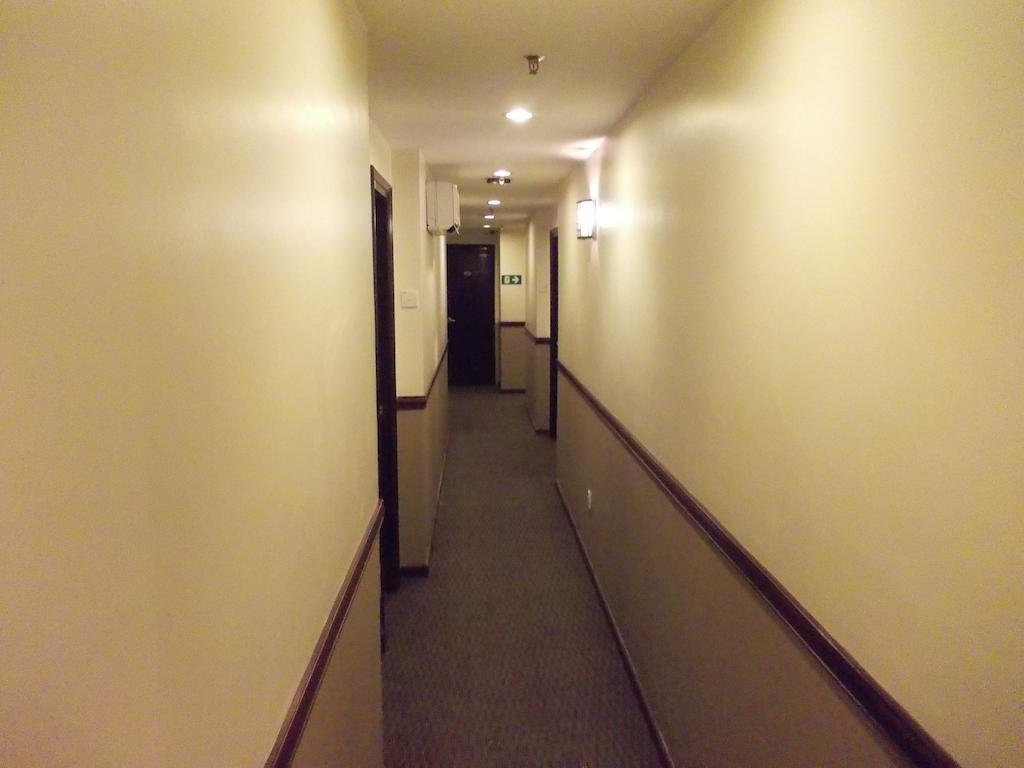 Hotel Sri Sutra - Bandar Sunway 3 페탈링자야 외부 사진