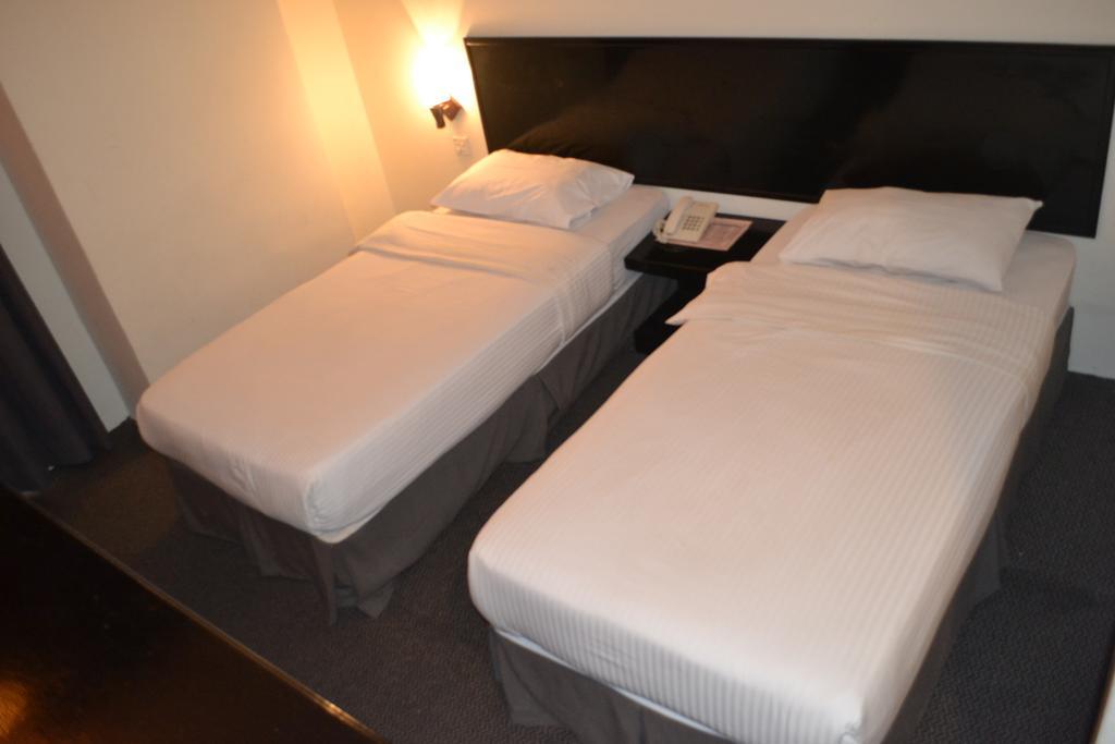 Hotel Sri Sutra - Bandar Sunway 3 페탈링자야 외부 사진