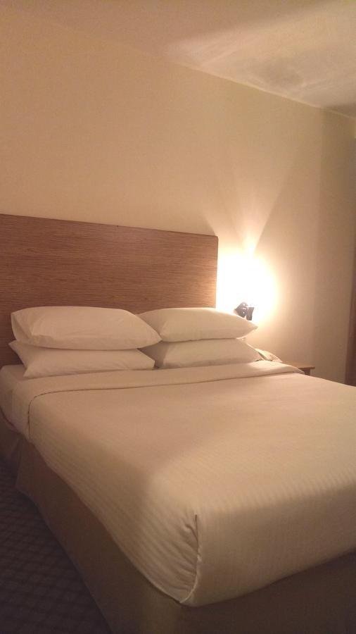 Hotel Sri Sutra - Bandar Sunway 3 페탈링자야 외부 사진