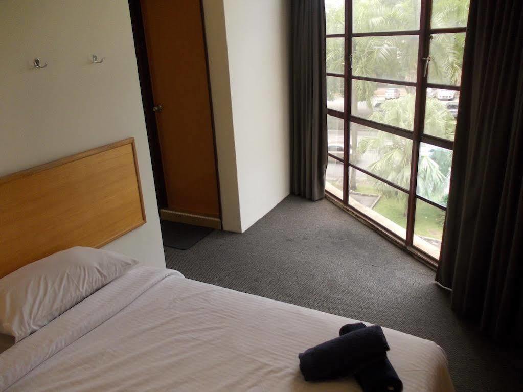 Hotel Sri Sutra - Bandar Sunway 3 페탈링자야 외부 사진