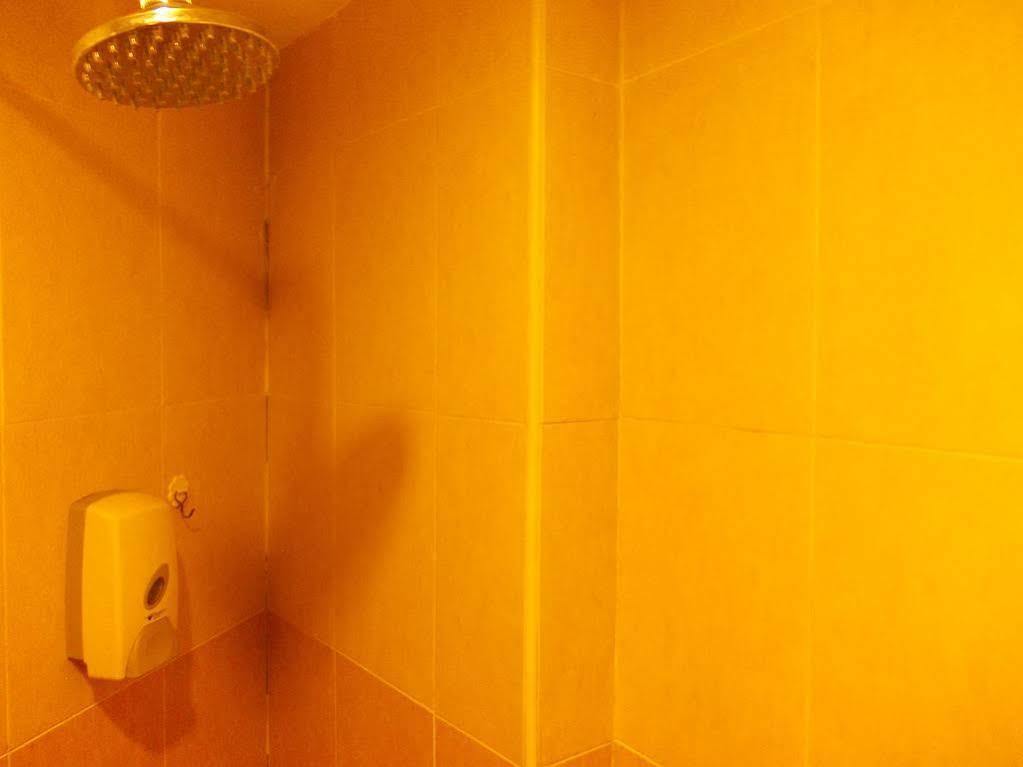 Hotel Sri Sutra - Bandar Sunway 3 페탈링자야 외부 사진